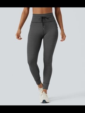 HALARA High-Waist Drawstring Striped Yoga Leggings with Pockets in Iron Gray
